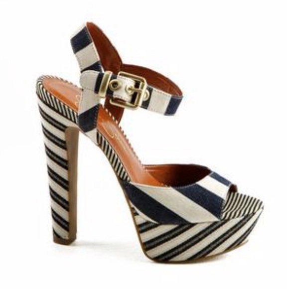 JESSICA SIMPSON Tonnia Platform Striped High Heels - Picture 9 of 9